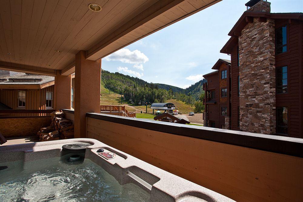 Villa Mont Cervin Plaza Park Stadt Exterior foto